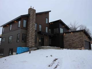 654 View Lake Rd