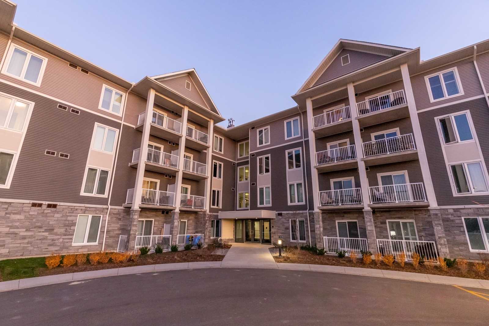 325 290 Liberty St N, Bowmanville Sold, E4984688 Condos.ca