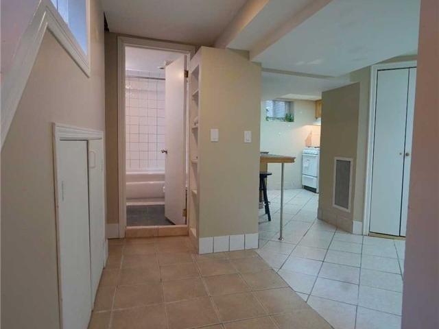 Lower - 96 Hertle Ave