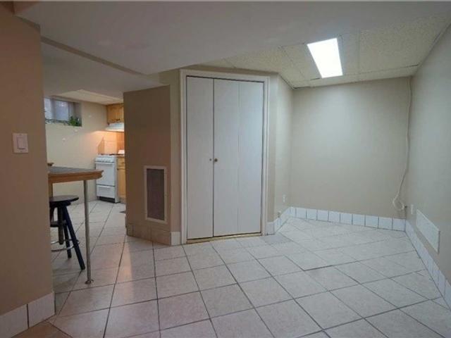 Lower - 96 Hertle Ave