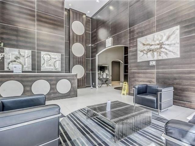 1611 - 190 Borough Dr