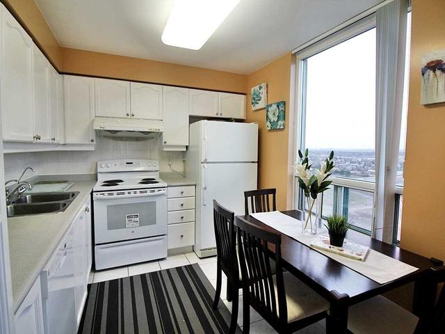 2726 - 68 Corporate Dr