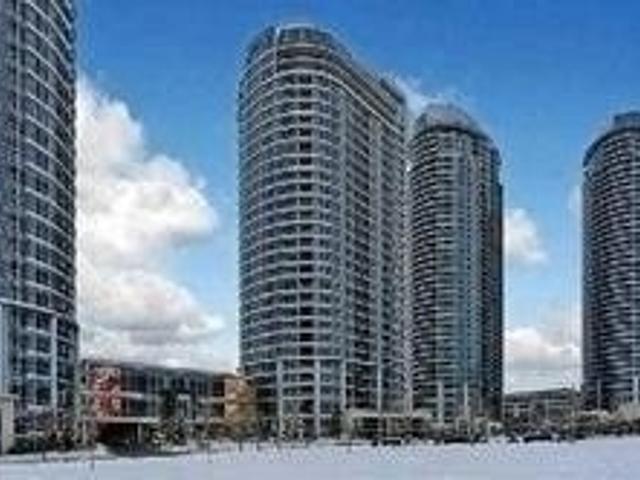 2715 - 181 Village Green Sq