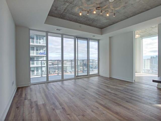 1004 - 15 Baseball Pl