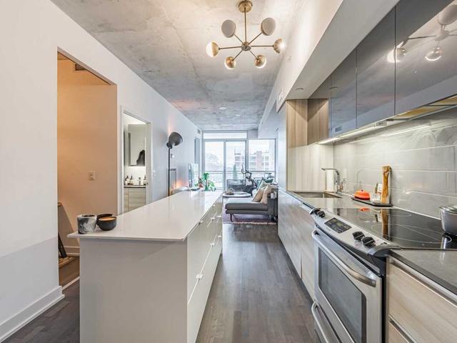 409 - 1238 Dundas St E