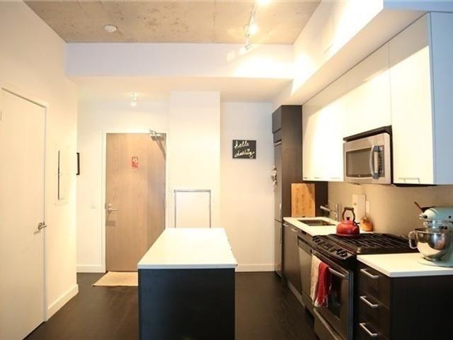 523 - 90 Broadview Ave