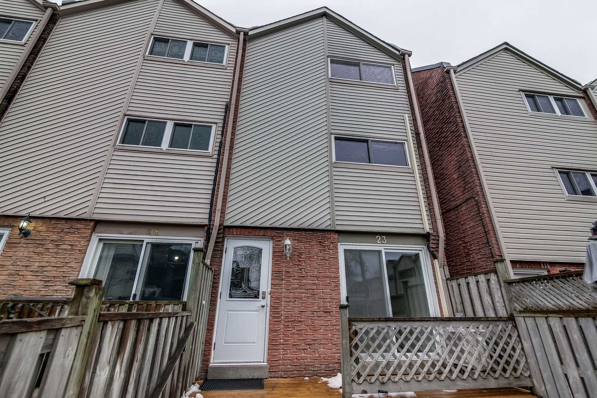 23 1666 Queen St E, Toronto Terminated, E5058488 Condos.ca