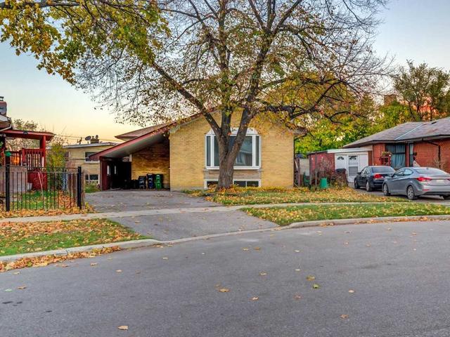 44 Medley Cres