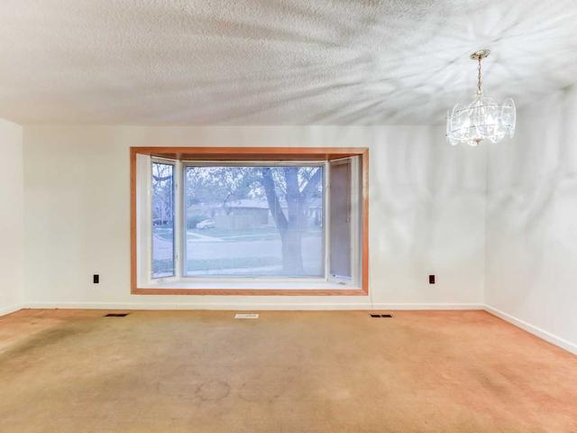 44 Medley Cres