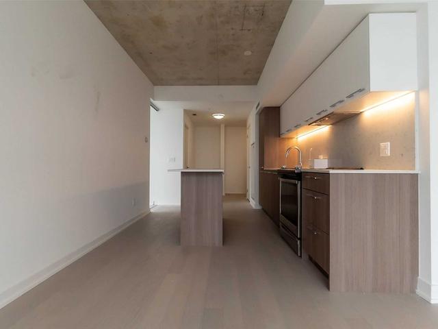 1410 - 15 Baseball Pl