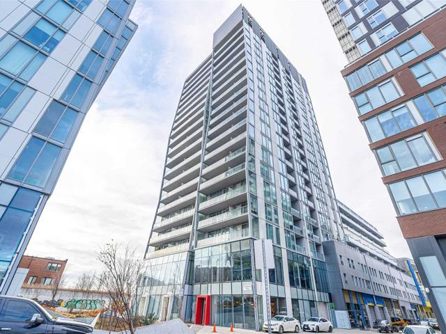 412 - 15 Baseball Pl