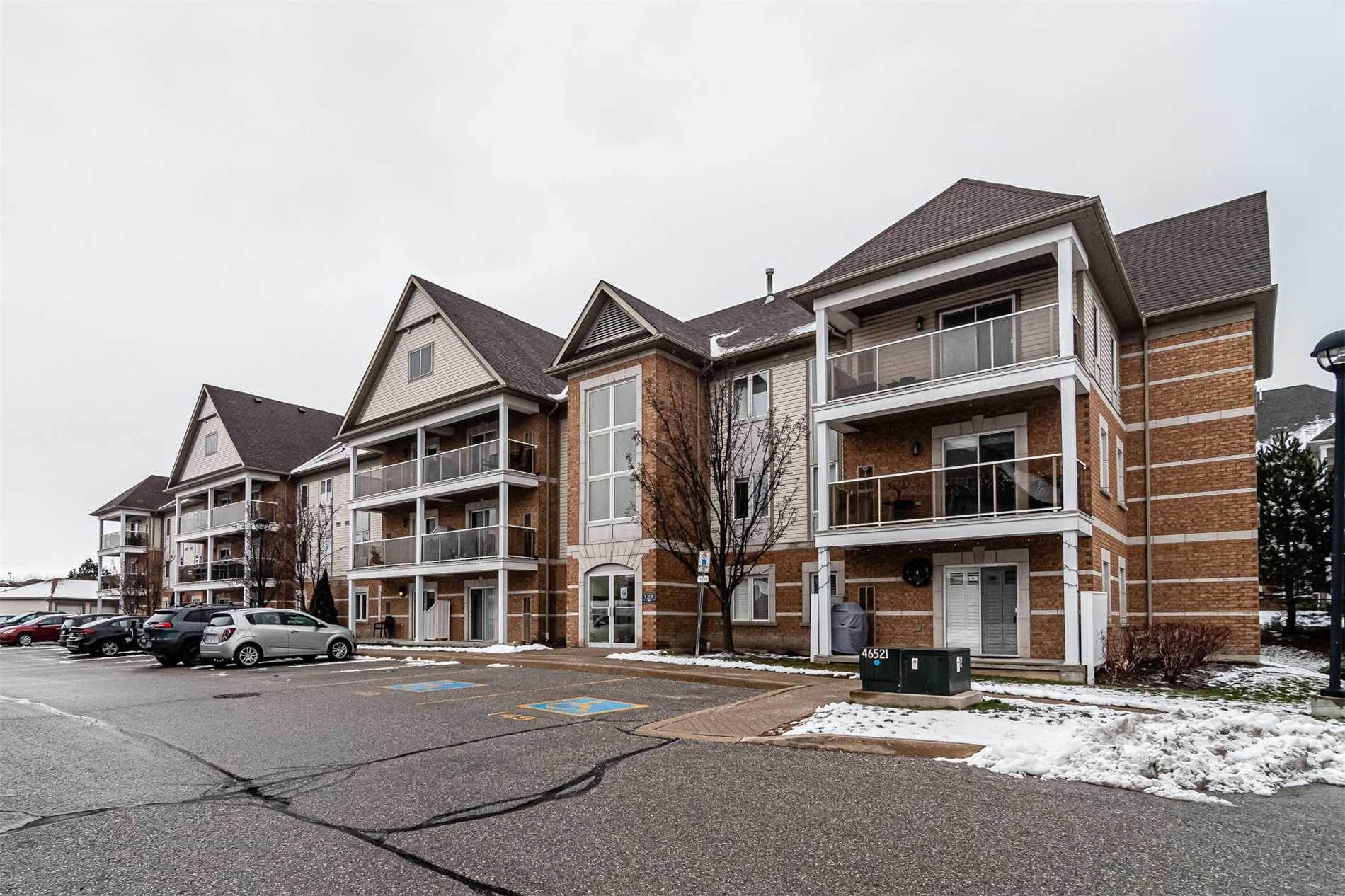 203 124 Aspen Springs Dr, Bowmanville Sold, E5075012 Condos.ca