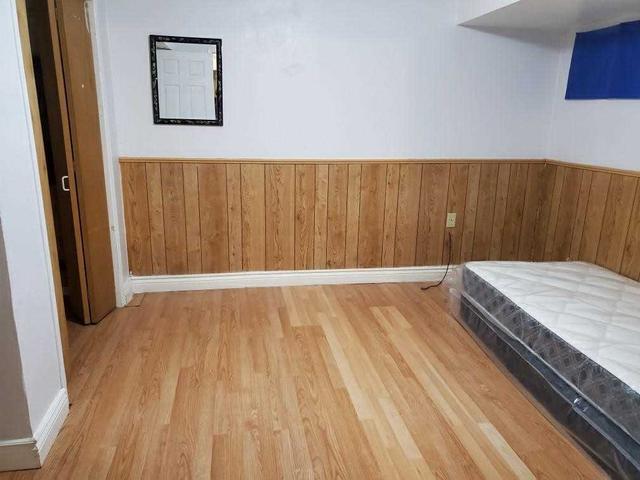 Bsmt - 6 Greenleaf Terr