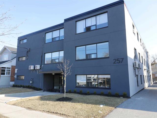 202 - 257 Torrens Ave