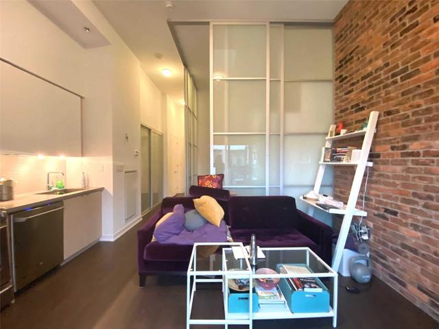 PH 09 - 88 Colgate Ave