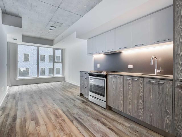 310 - 30 Baseball Pl