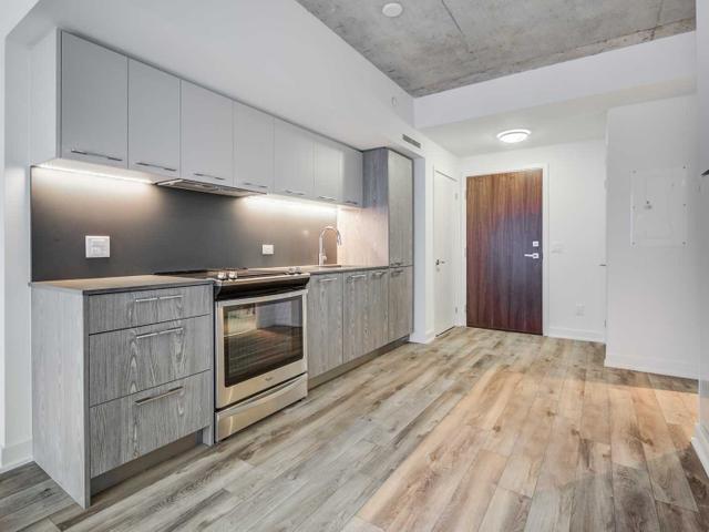 310 - 30 Baseball Pl