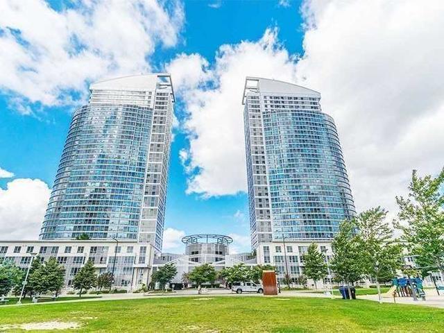 2106 - 36 Lee Centre Dr