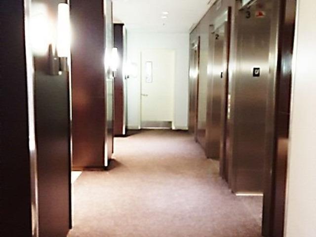 2106 - 36 Lee Centre Dr