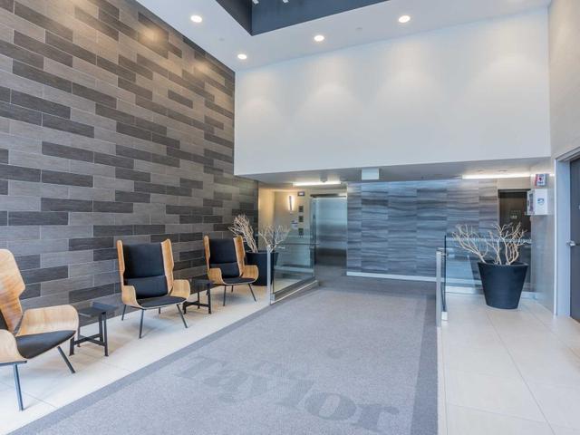 704 - 1238 Dundas St E