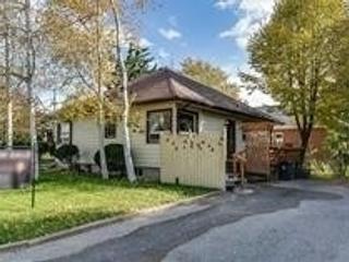 18 Mccowan Rd