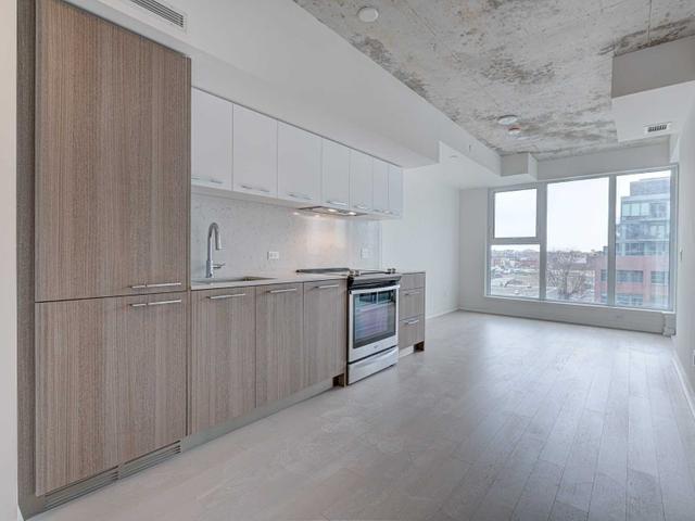 503 - 30 Baseball Pl