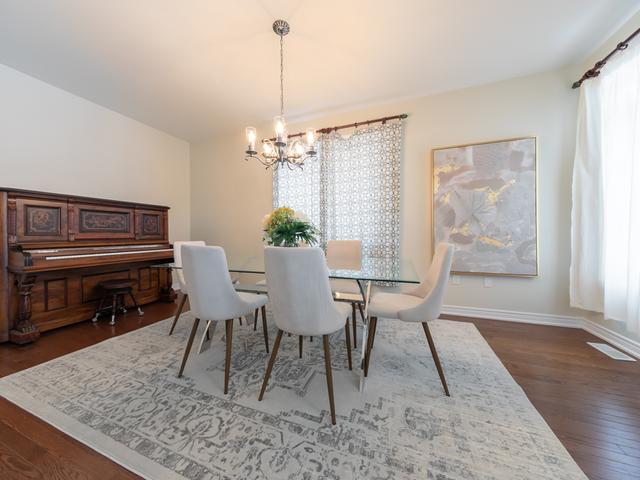 101 Erskine Dr