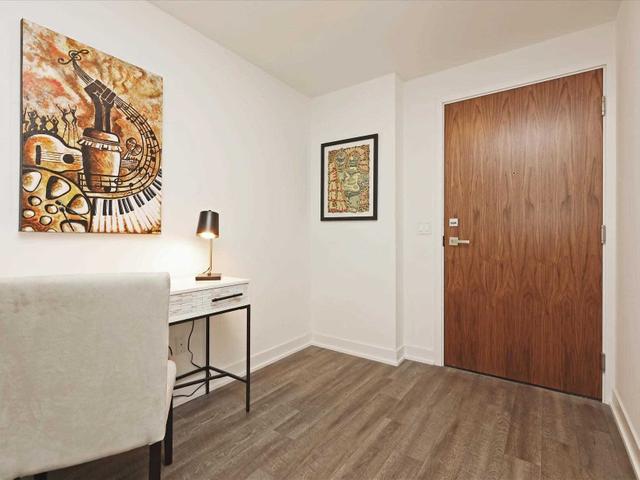 414 - 15 Baseball Pl