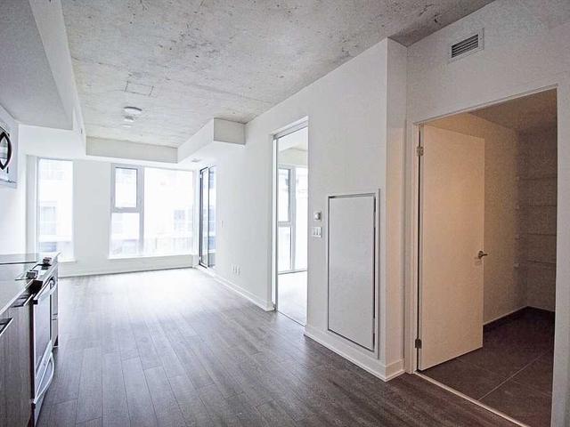 611 - 30 Baseball Pl