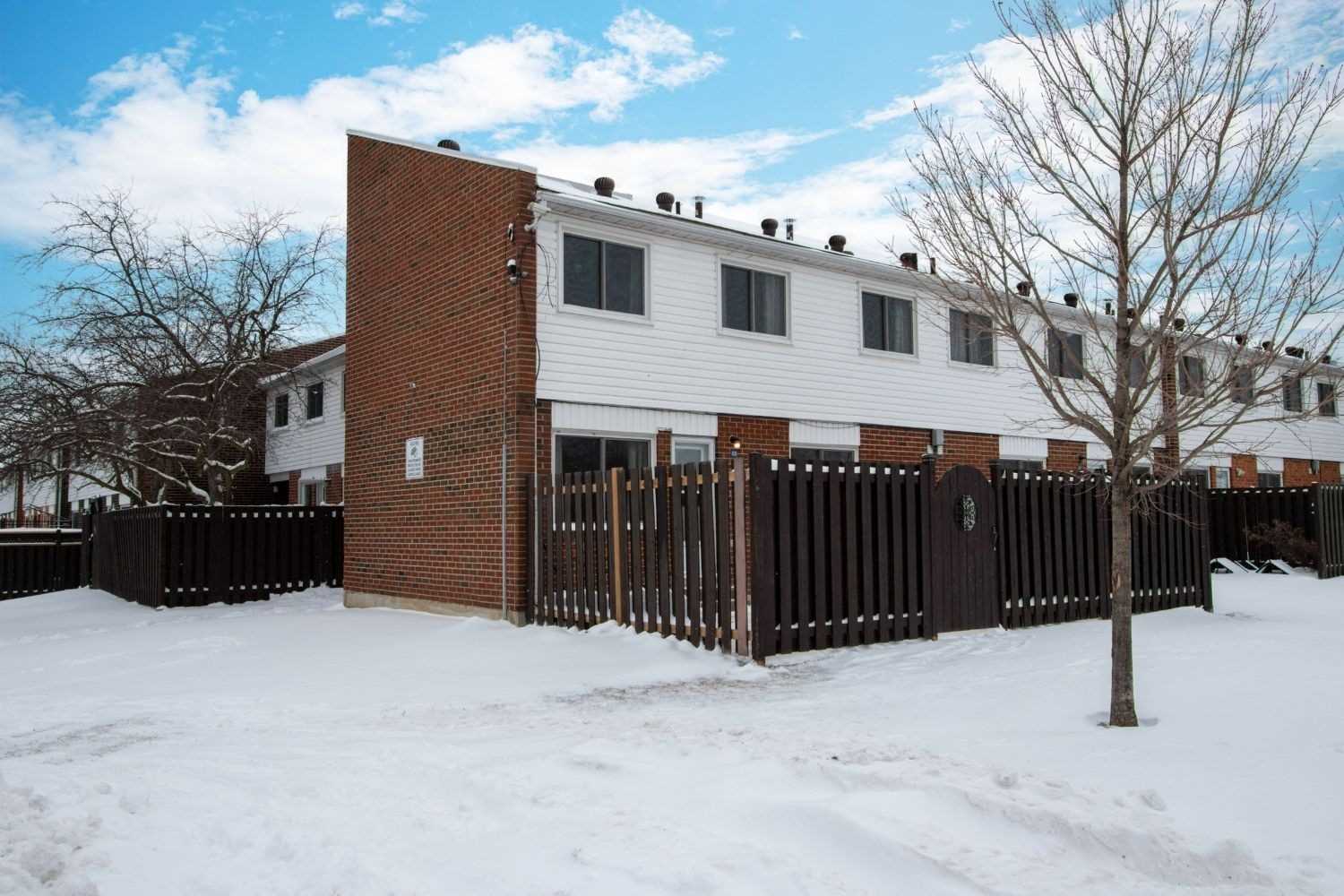 120 1010 Glen St, Oshawa Sold, E5119525 Condos.ca