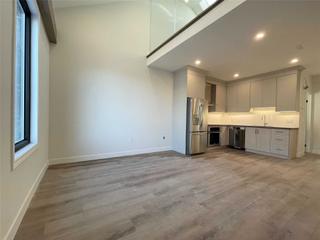 2 - 180 Broadview Ave