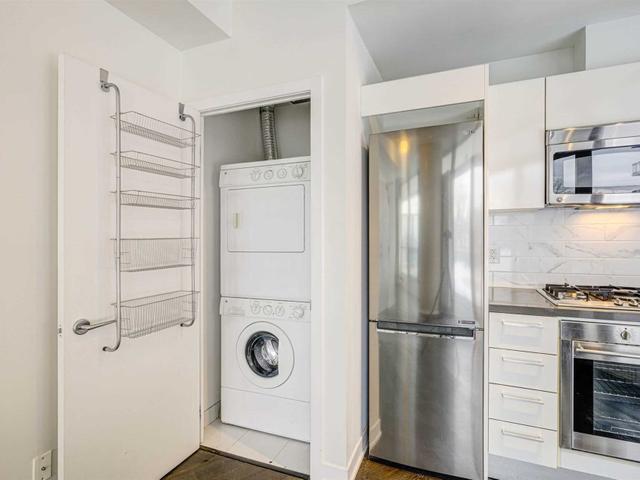 309 - 319 Carlaw Ave