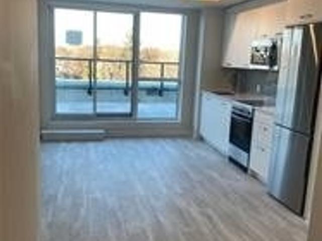 601 - 1630 Queen St E