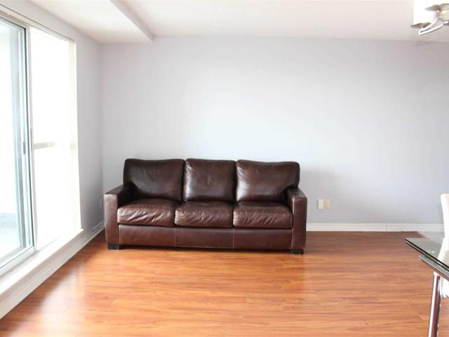 808 - 5039 Finch Ave E