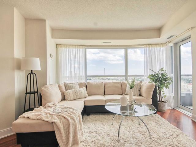 1003 - 125 Village Green Sq