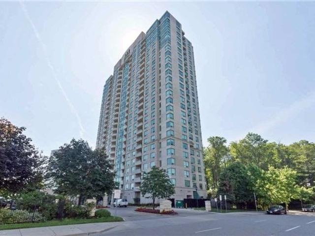 PH9 - 61 Town Center Crt
