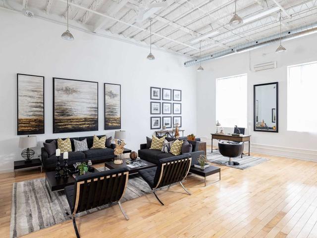 102A - 245 Carlaw Ave