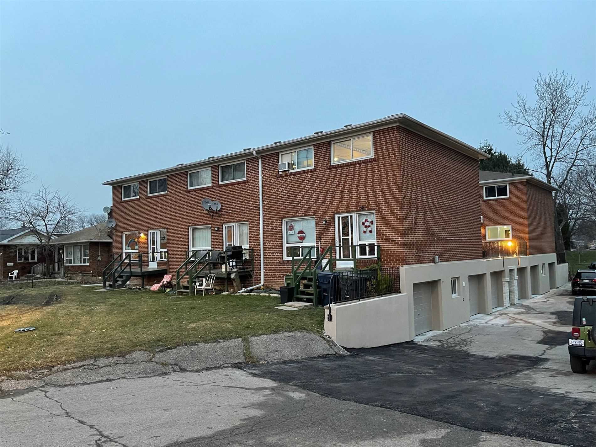 3 1041 Birchmount Rd, Scarborough Expired, E5132852 Condos.ca