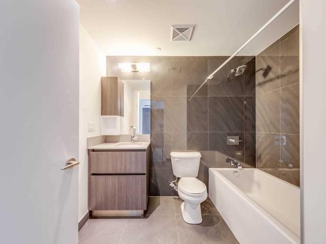 623 - 30 Baseball Pl