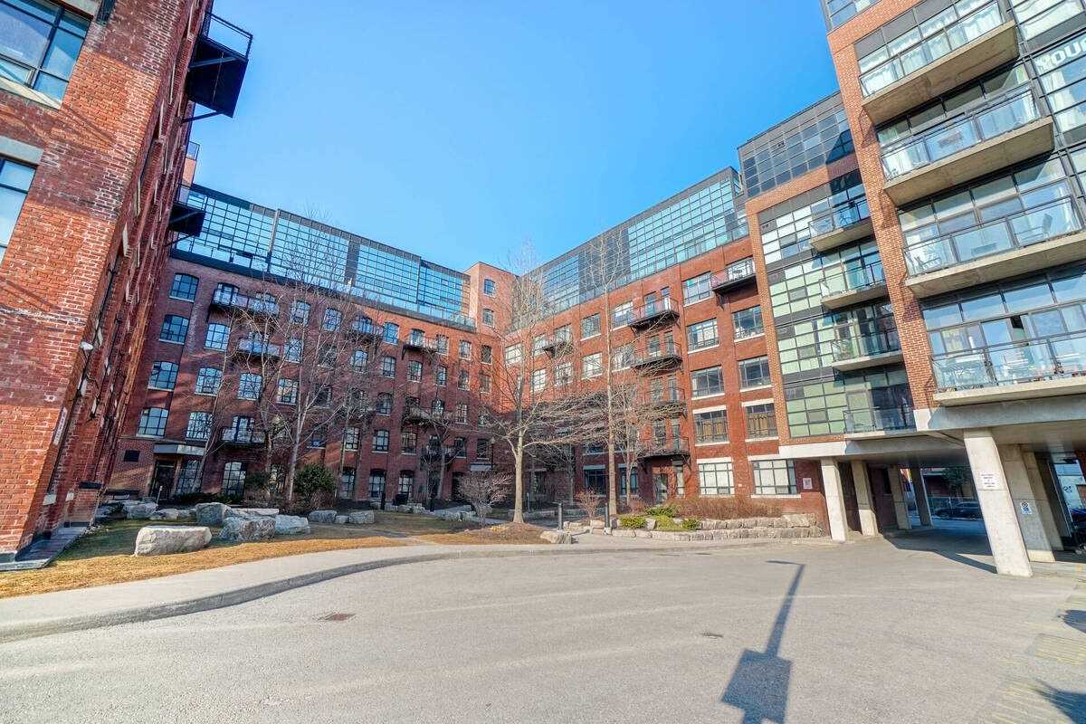326 - 68 Broadview Ave, Toronto | Sold, E5139008 | Condos.ca
