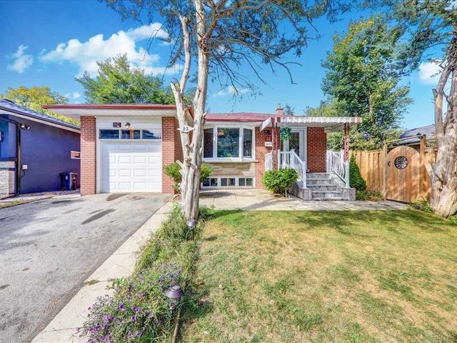 32 Danzig St, Scarborough, ON | Condos.ca