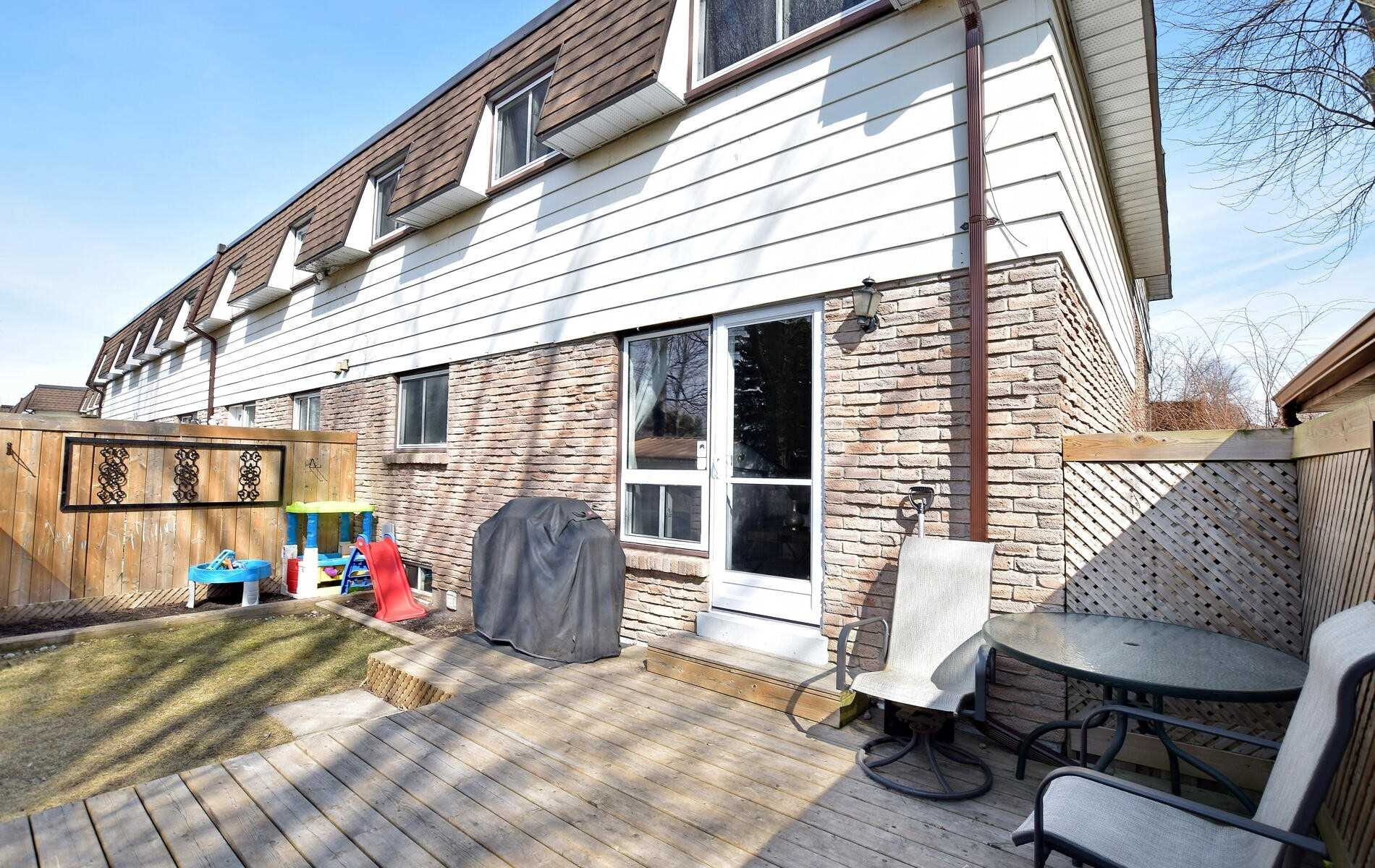 2 1300 Oxford St, Oshawa Sold Conditional, E5146556 Condos.ca