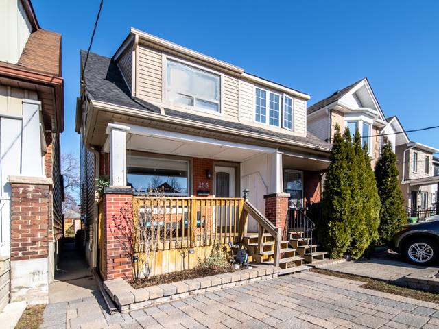 255 Linsmore Cres