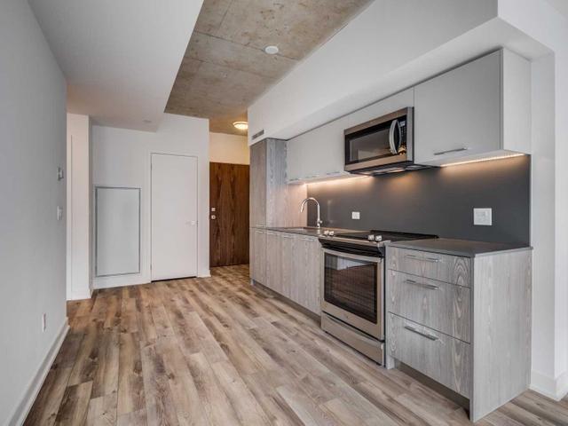 719 - 30 Baseball Pl