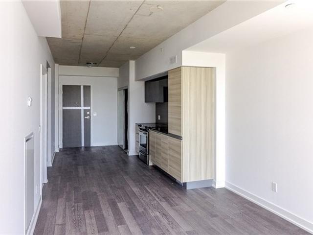 704 - 1238 Dundas St E