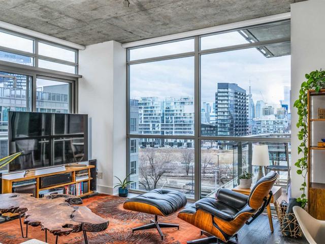 701 - 630 Queen St E