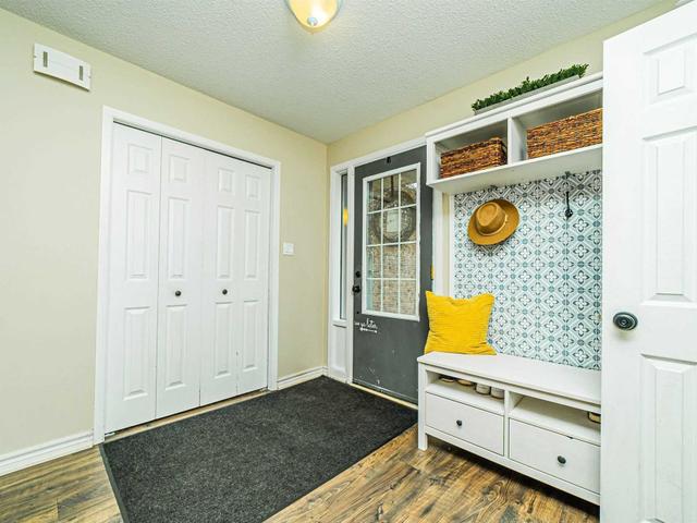 75 Loscombe Dr