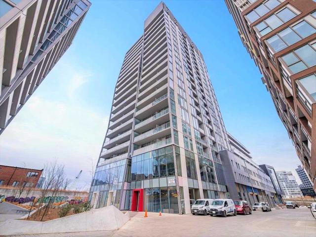 416 - 15 Baseball Pl