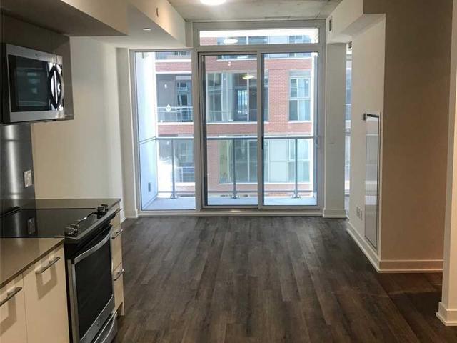 416 - 15 Baseball Pl