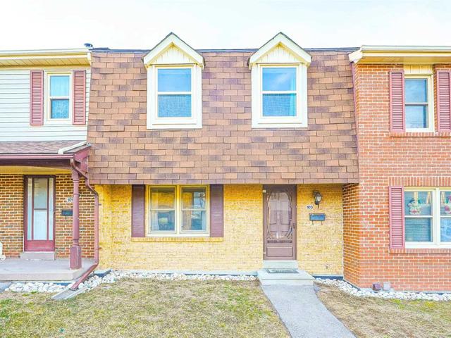 103 - 91 L'amoreaux Dr